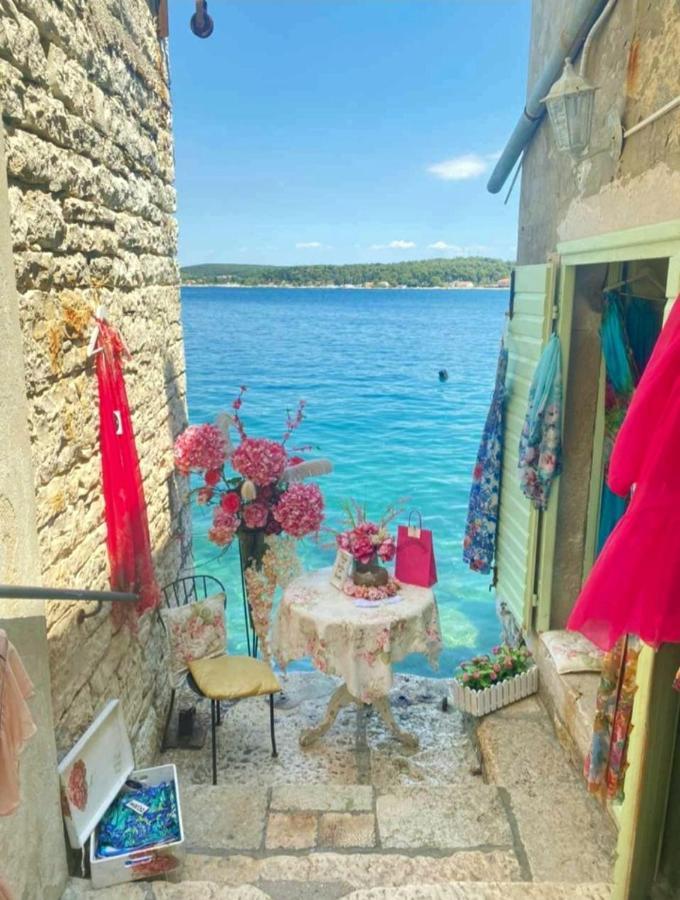 Lovely Rooms Rovinj Buitenkant foto